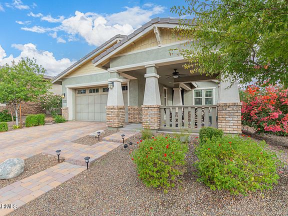 3rd image of 20756 W MEADOWBROOK Avenue