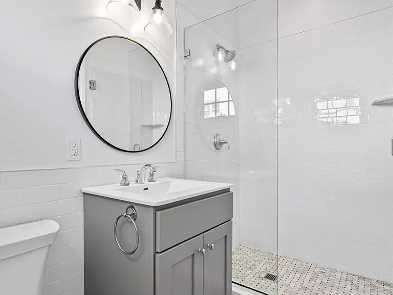 "Kensington" - 1BR / 1BA @ 3 Park Street