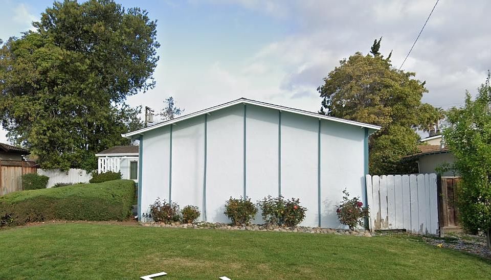 1st image of 887 E Estates Dr