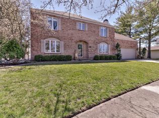 3 Floral Park Ct, Savoy, IL