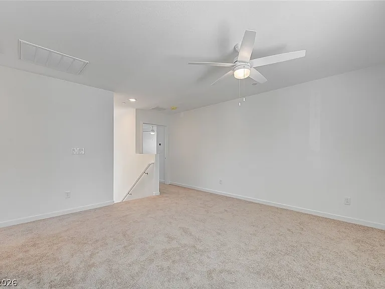 324 Lupton Ave — Photo 39