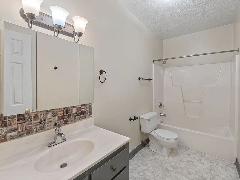 6 Cheyenne Ct — Photo 12