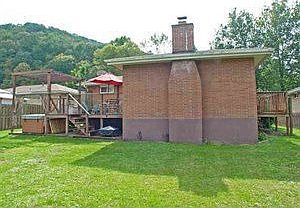 2nd image of 1529 Kings Creek Rd