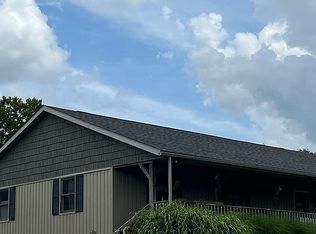 1570 Pinkerton Rd, Zanesville, OH 43701