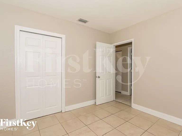 6487 SW 26th St — Photo 9