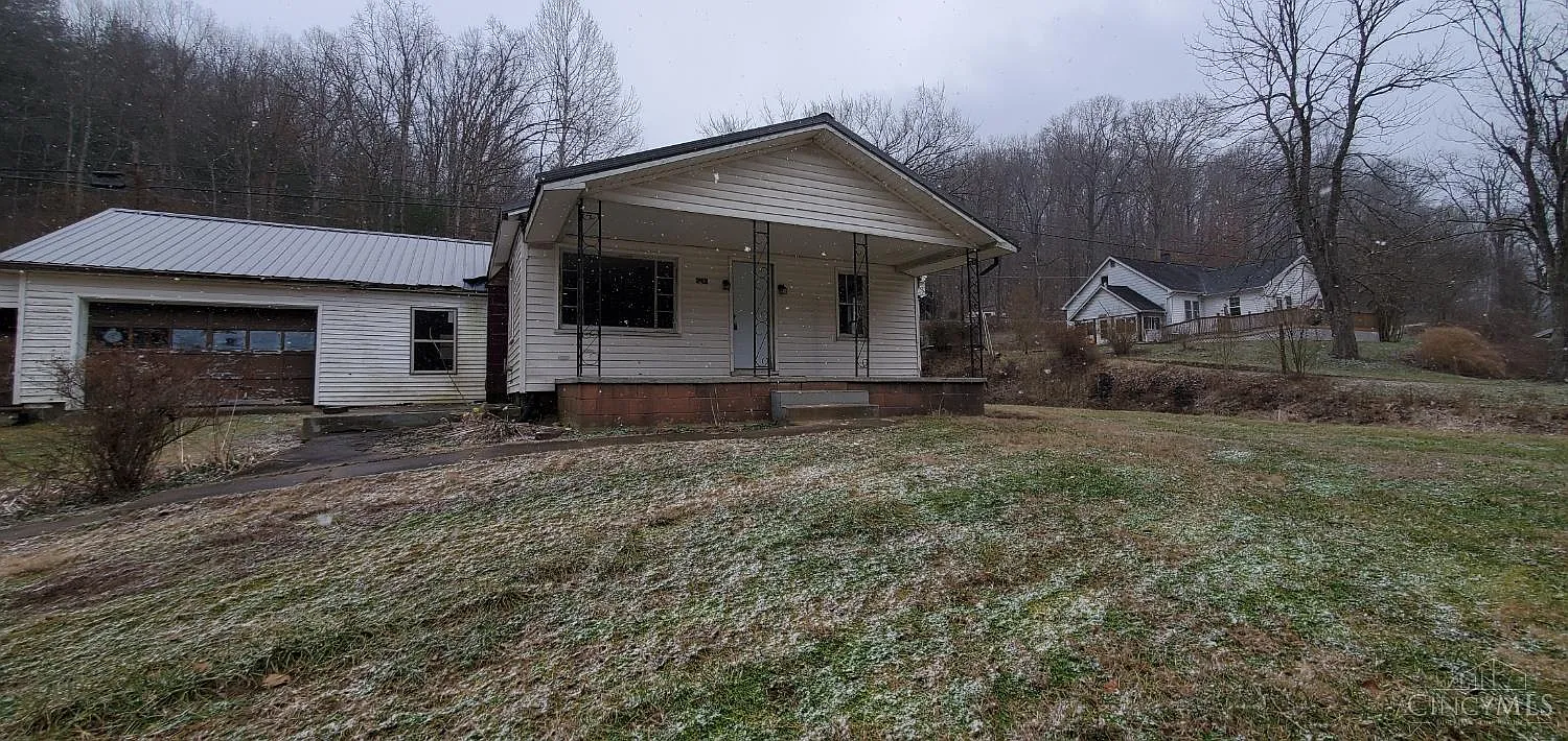 8756 State Route 140 photo 1