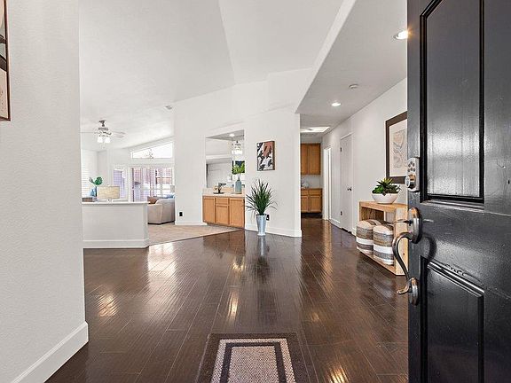 3rd image of 4921 Hidden Meadow Way