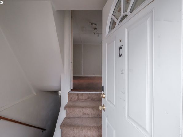 portland-oregon-176559619 picture