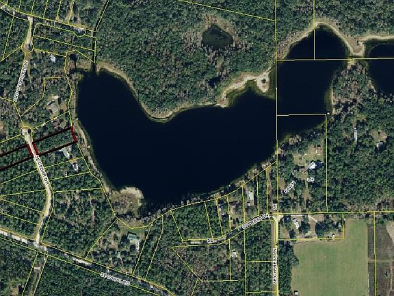 3rd image of SE Cedar Dr