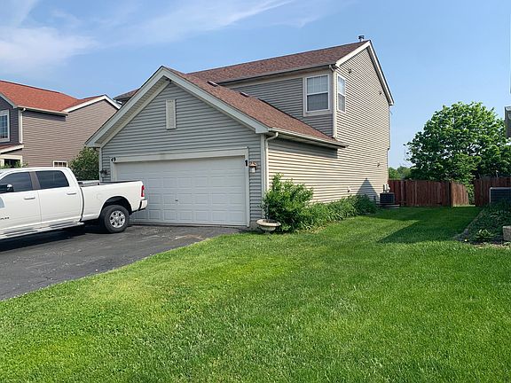 2nd image of 49 Woodland Park Cir