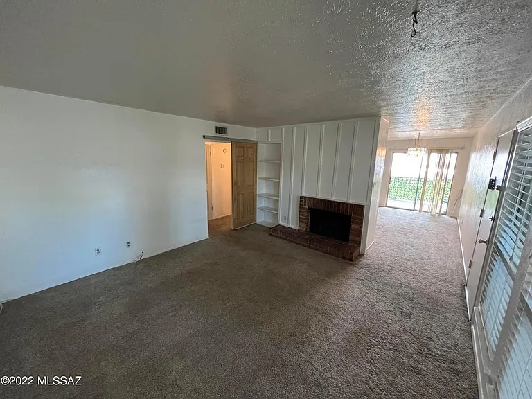 1620 N Wilmot Rd #S436 — Photo 11