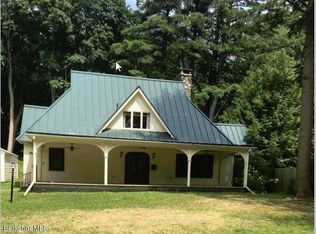 56 Cliffwood St, Lenox, MA 01240