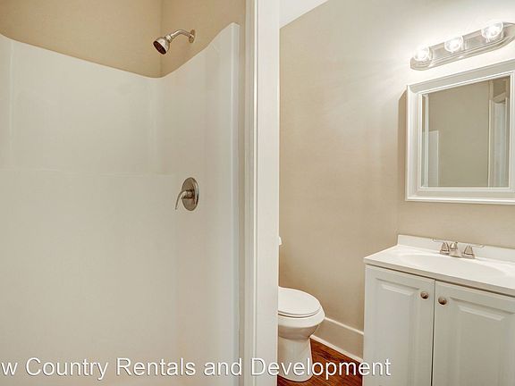 4th image of 721 E 36th St #7718070