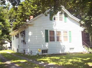 40 Pleasant St, Geneva, NY 14456