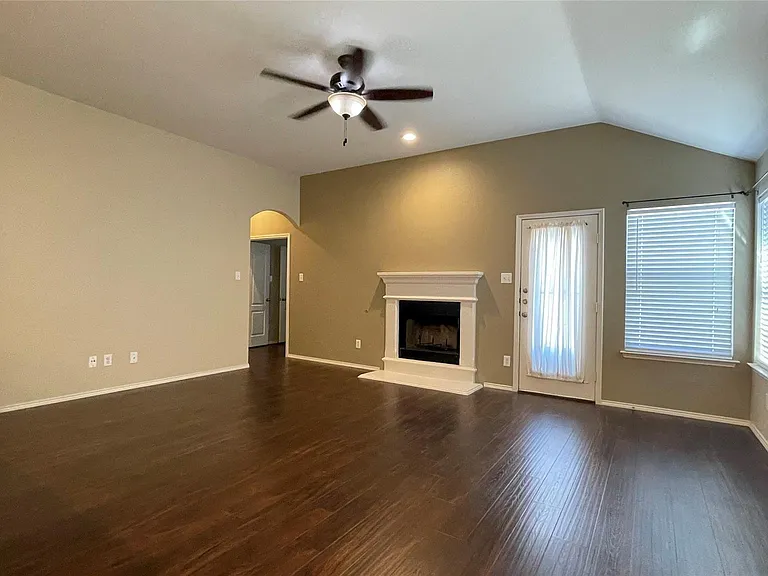 8131 Tierra Del Sol Rd — Photo 18