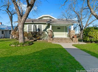 597 Avenue A, New Braunfels, TX 78130