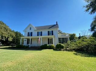 16507 Courthouse Rd, Cape Charles, VA 23310