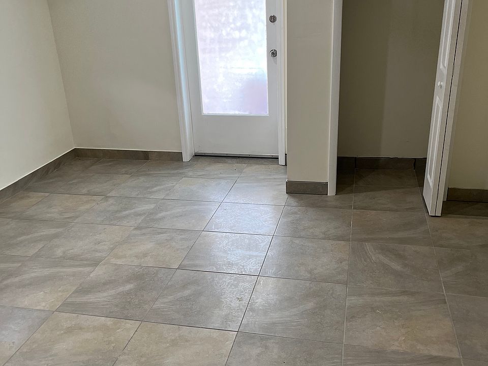 1st image of 1607 NE 25th St #5