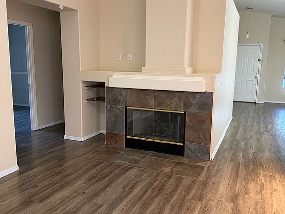 5th image of 2443 Avenida Flores