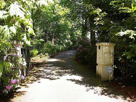 Gated Entrace to Driveway