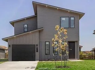 3006 Alpha Wolf Ct Photo 1