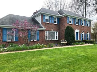 7225 Cobblestone Ct, Cincinnati, OH 45244