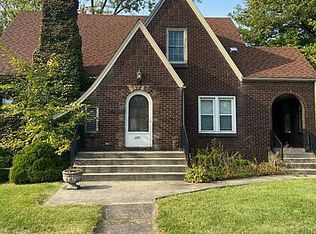 526 Coitsville Rd, Campbell, OH 44405