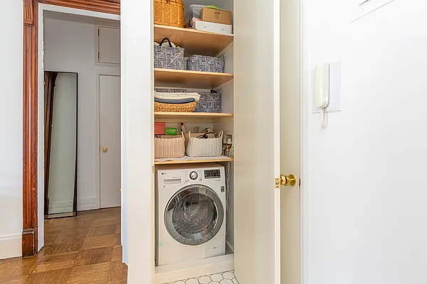 Rented by Keller Williams NYC | media 14