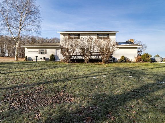 2nd image of 140313 Woodland Dr