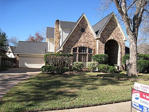 2nd image of 1819 Copperwood Ln