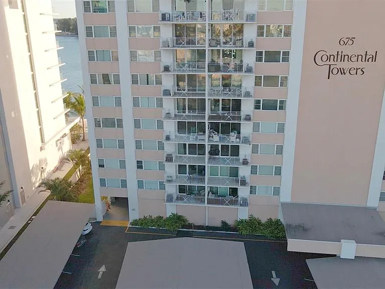 675 S Gulfview Blvd #606 — Photo 31