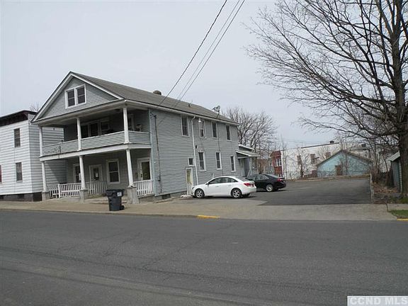 2nd image of 946 Columbia St