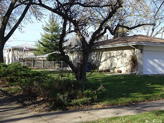 2nd image of 10340 S Kildare Ave