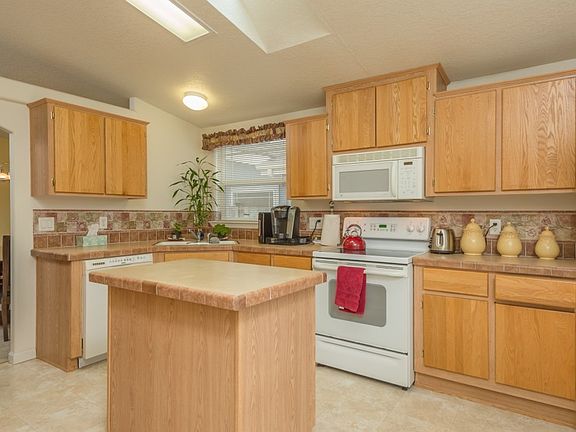 3rd image of 1810 177th Street Ct E