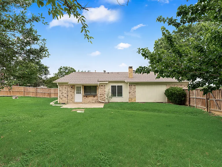 1732 Delaford Ct — Photo 31