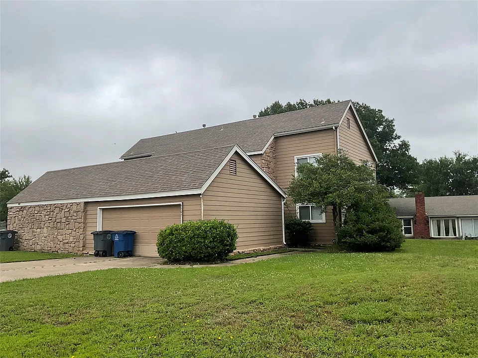 6505 S 81st East Pl