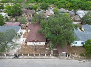 111 Casa Blanca St, Del Rio, TX 78840