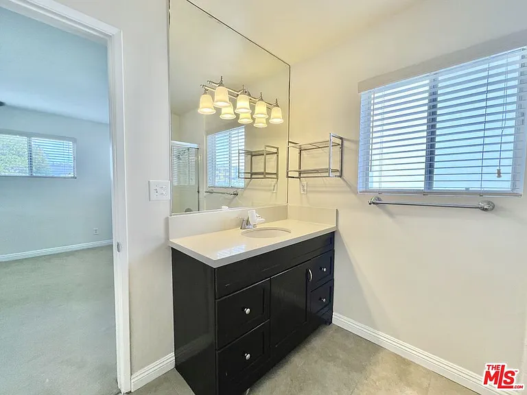 1552 Berkeley St #1 — Photo 20