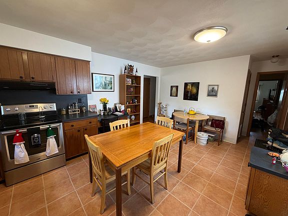 5th image of 1348 Lincoln Ct
