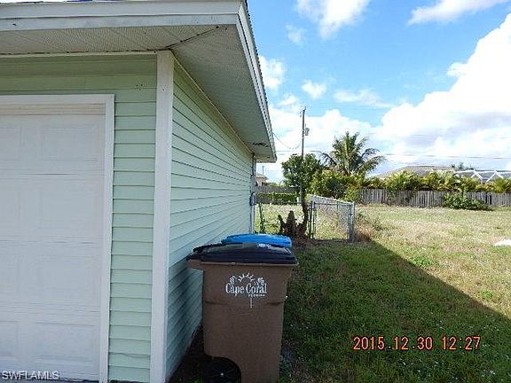3rd image of 1334 NE 12th Pl