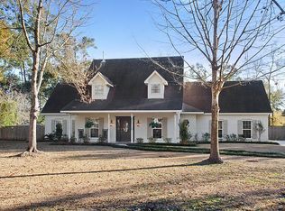 122 Century Oak Ln, Mandeville, LA 70471