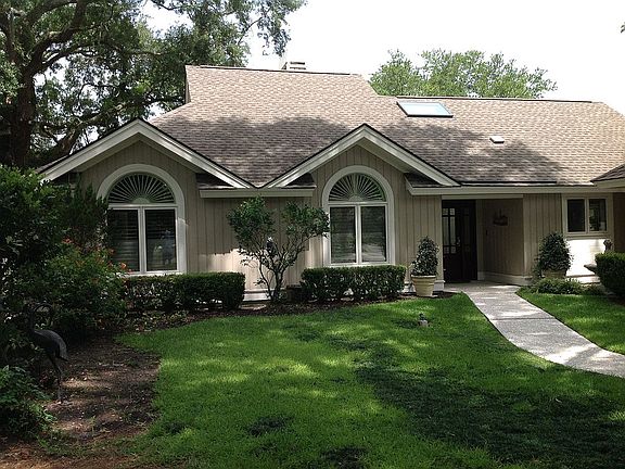 2nd image of 20 Sugar Pine Ln