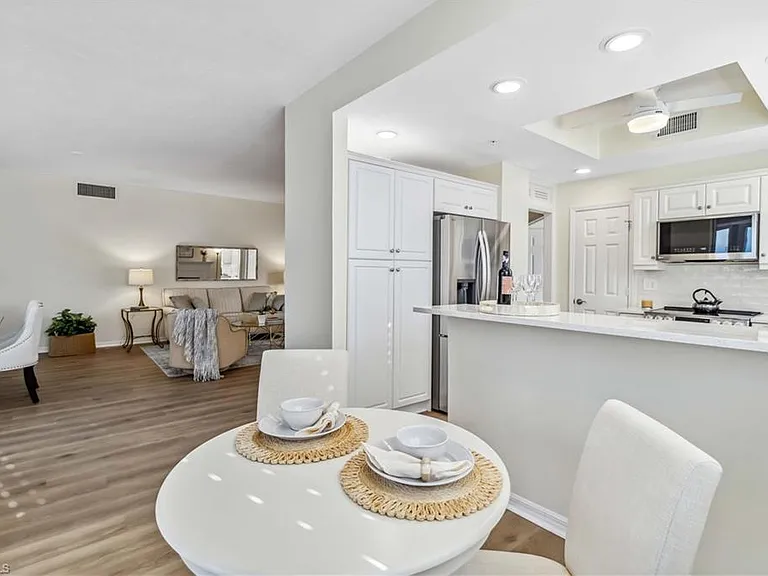 1001 Arbor Lake Dr #101 — Photo 19