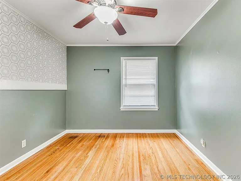 3921 E 37th Pl — Photo 9