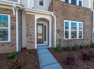 13024 Kornegy Dr, Charlotte, NC 28277