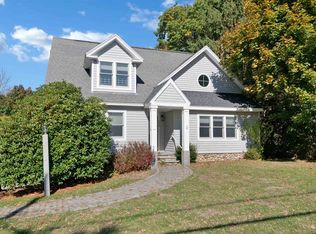 236 Long Sands Rd, York, ME 03909