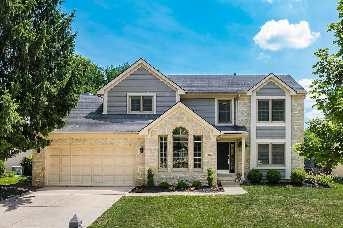 590 Kingfisher Dr photo 1