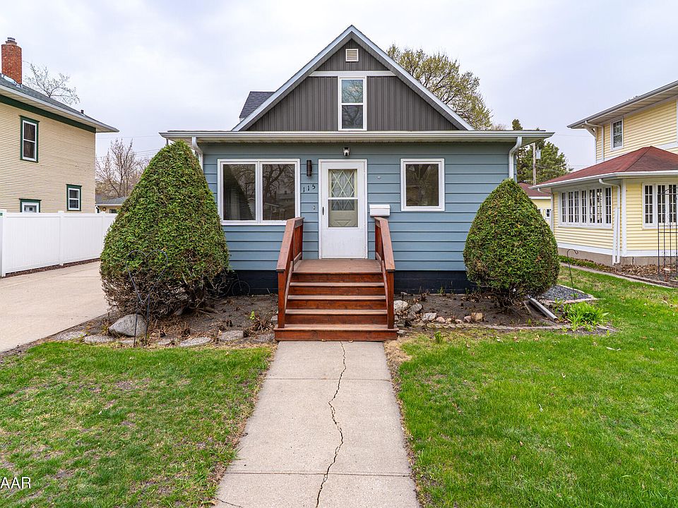 1st image of 115 Fenton Ave