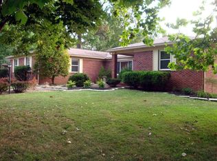 6810 Green Hill Dr, Evansville, IN