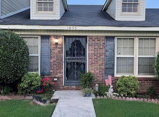 1856 W Brownstone Ct SW, Decatur, AL 35603